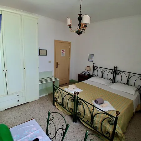 Hotel Regina 3*