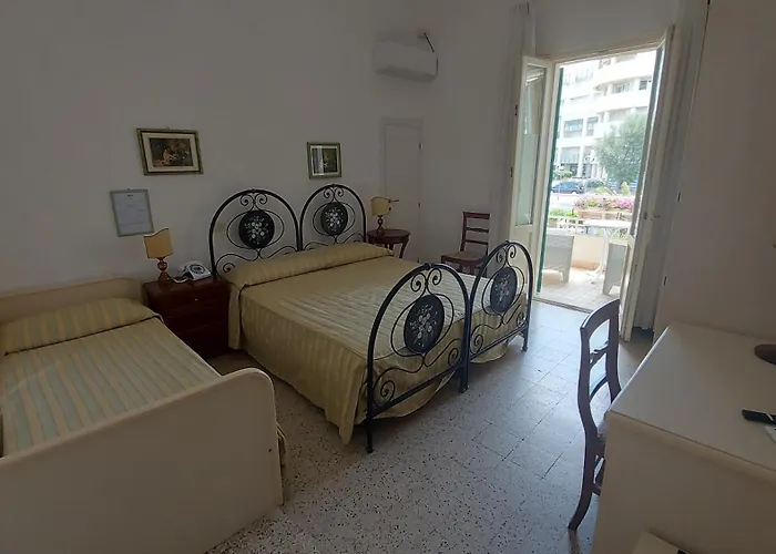 Regina Ξενοδοχείο 3*